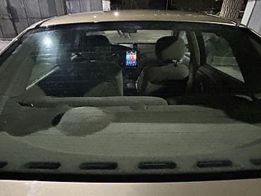 ниже: Ford Focus: 2000 г., 2 л, Автомат, Бензин, Седан — 6