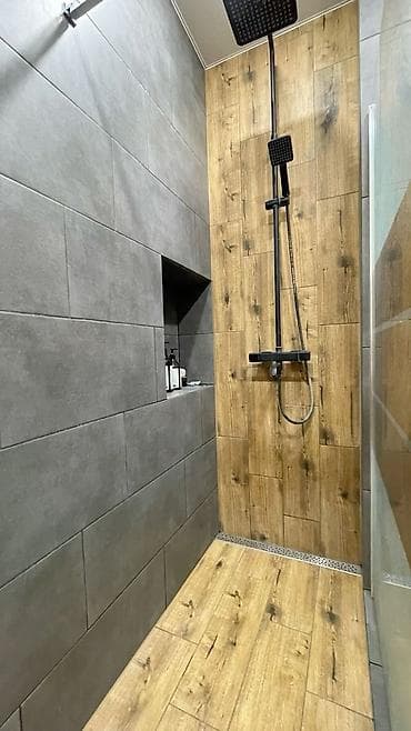 положить кафель: Подготовка стен для укладки, Подготовка стен для грунтовки, Резка плитки | Керамическая плитка, Керамогранитая плитка, Мозаичная плитка | Вертикальная укладка, Диагональная укладка, Горизонтальная укладка Больше 6 лет опыта — 4