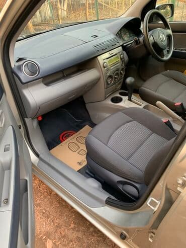 бишкек арзан машина: Mazda Demio: 2004 г., 1.5 л, Автомат, Бензин, Минивэн — 8