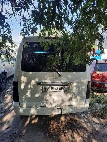 Продажа авто: Mazda Bongo Friendee: 1997 г., 2 л, Механика, Бензин, Минивэн — 4