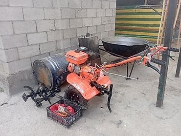 целина: Мотоблок с навесным оборудованием Описание: - Бензиновый мотоблок — 4