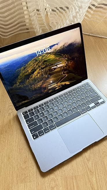 макбук: Apple MacBook Air 13” M1 (2020), серебристый Продаю MacBook Air M1 — 2