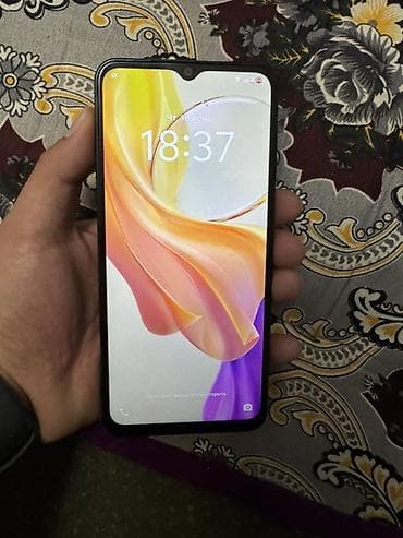 redmi note 9 pro: Смартфон vivo Y03 Основные характеристики: - Экран с каплевидным — 2