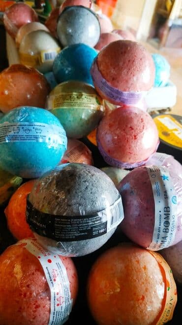 Бурлящие бомбочки для принятия ванны