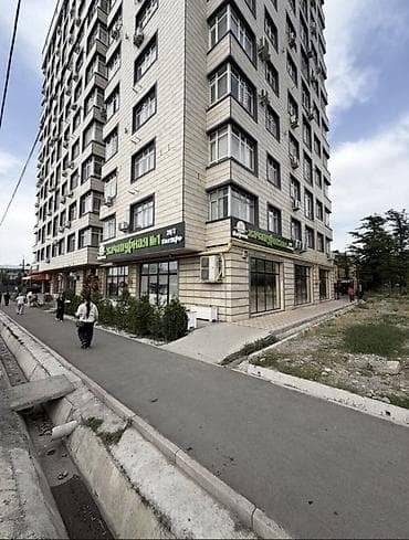 Коммерциялык мүлк: Сдается помещение 220м2,под кофейню, кафе,пиццерию и и. п.+ терраса 40 — 2