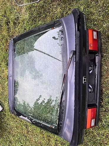 90: Крышка багажника Honda, 1989 г., Оригинал — 2