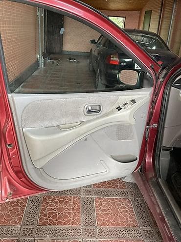 марат авто: Nissan Almera Tino: 2000 г., 2 л, Автомат, Бензин, Минивэн — 9