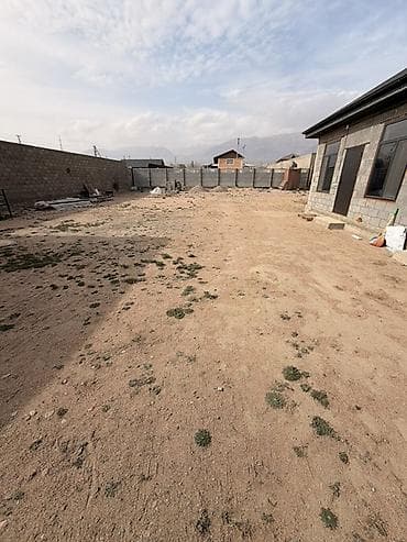 дом и магазин: 6 соток, Для бизнеса — 3