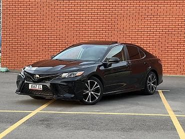Продажа авто: Toyota Camry: 2019 г., Седан — 3