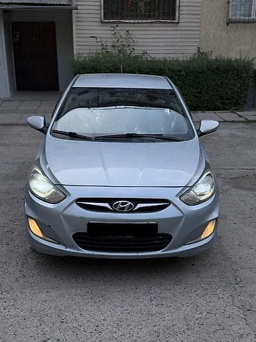 солорис: Hyundai Solaris: 2012 г., 1.6 л, Механика, Бензин, Седан — 1