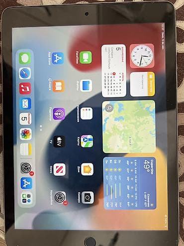 Планшеты: Планшет, Apple, память 64 ГБ, Wi-Fi, Б/у, Детский цвет - Серебристый — 3