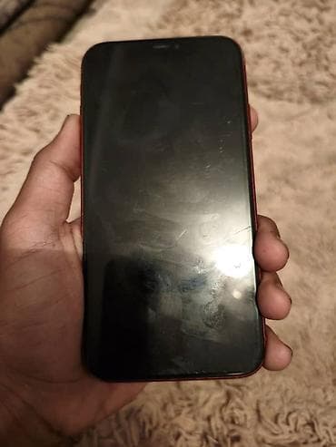айфон 7 с: IPhone 11, Б/у, 128 ГБ, Красный, 75 % — 9