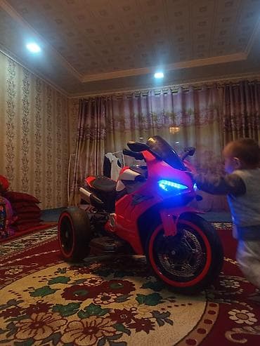 электронная самакаты: Детский электрокар — 1