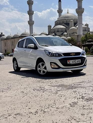 e2 byd: Chevrolet Spark: 2021 г., 1 л, Автомат, Бензин, Хэтчбэк — 1