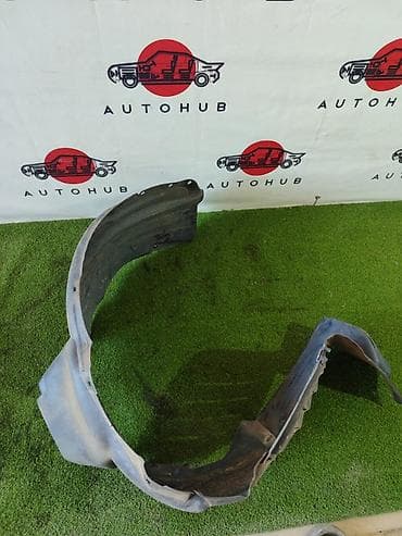 Подкрылок Передний левый Toyota, 2005 г., Оригинал