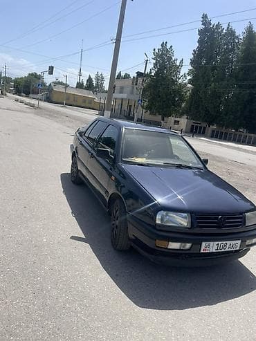 dron mavic 2: Volkswagen Vento: 1994 г., 1.8 л, Механика, Бензин, Седан — 5