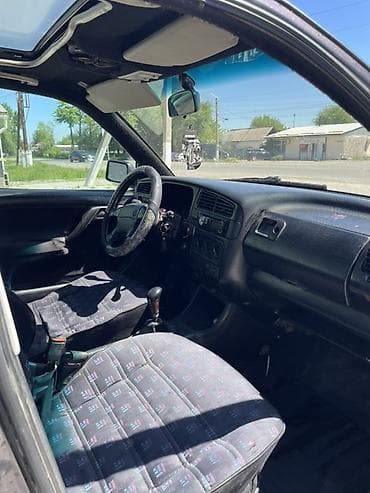 byd qin: Volkswagen Golf: 1993 г., 1.8 л, Ручные, Бензин, Хэтчбэк — 7