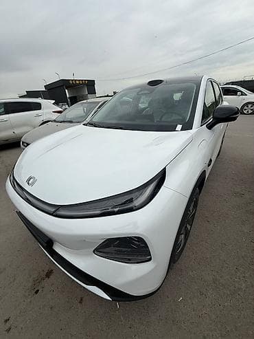электромоил: Changan Qiyuan Q05: 2026 г., Электромобиль — 2