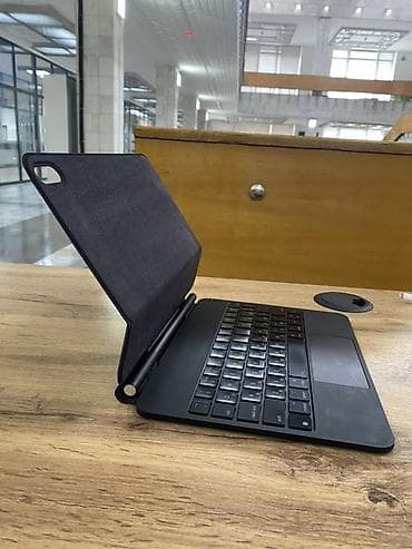 Планшеты: Планшет, Apple, 10" - 11", Wi-Fi, Б/у, Классический цвет - Синий — 6