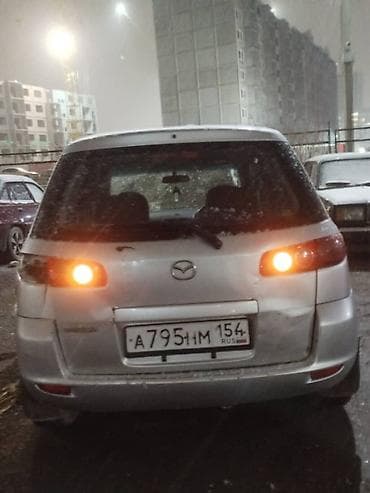 портер 2 салон: Mazda Verisa: 2003 г., 1.5 л, Автомат, Бензин, Хэтчбэк — 6