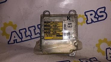 Toyota Prius 20, блок управления аирбагами