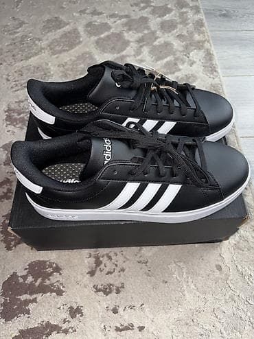 кроссовки италия: Мужские кроссовки, 44, Adidas, Новый, цвет - Черный — 1