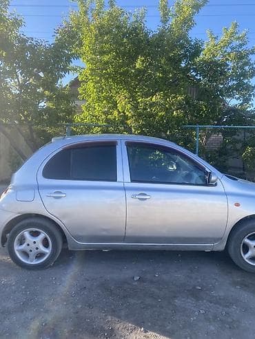 nissan stanza: Nissan March: 2002 г., 1.5 л, Автомат, Бензин, Хэтчбэк — 3