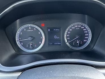 Hyundai Sonata: 2019 г., 2 л, Автомат, Газ, Седан — 10