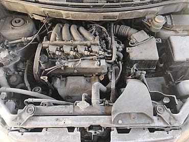 toyota cube: Mitsubishi Space Wagon: 1999 г., 2.4 л, Механика, Бензин, Хэтчбэк — 4