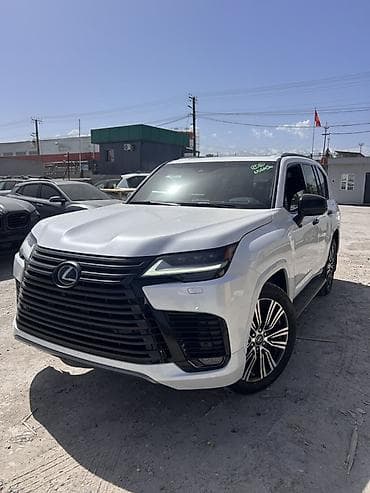 Lexus LX: 2022 г., 3.5 л, Автомат, Бензин, Внедорожник