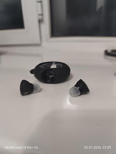 маленькие наушники: Продаются беспроводные внутриканальные наушники с компактным зарядным — 5