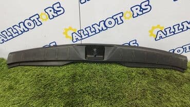 сдаётся авто с последующим выкупом: Subaru Forester v-2.0 turbo 2014 год накладка на порог багажника — 1