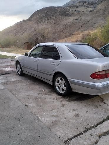 Продажа авто: Mercedes-Benz E-Class: 2001 г., 2.6 л, Механика, Бензин, Седан — 4