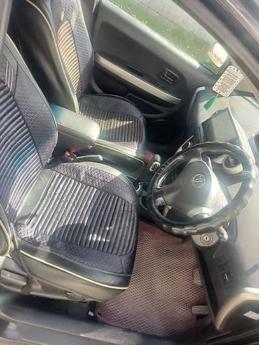 Продажа авто: Toyota Ist: 2003 г., 1.5 л, Автомат, Бензин, Хэтчбэк — 6