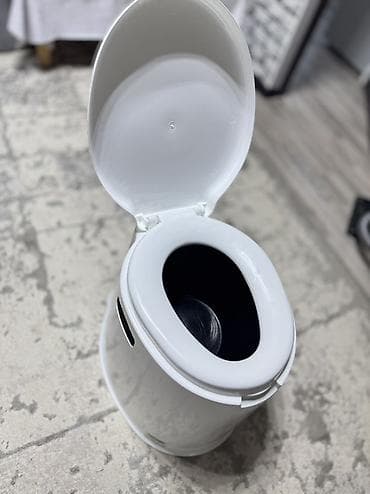 туалет фай: Портативный биотуалет (туалет-ведро) с крышкой - Компактная овальная — 3