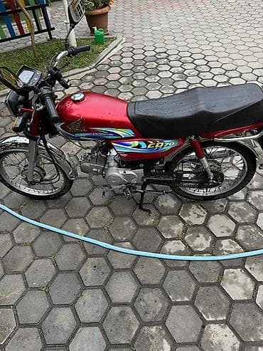 купить мопед хонда: Б/У Honda CD70, классический легкий мопед - Двигатель — 2