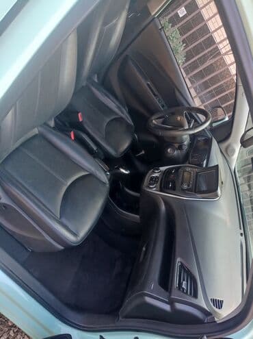 хундай спарк: Chevrolet Spark: 2016 г., 0.1 - engine capacity л, Автомат, Бензин, Хетчбек — 5