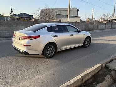 volvo 940: Kia K5: 2019 г., 2 л, Автомат, Газ, Седан — 2