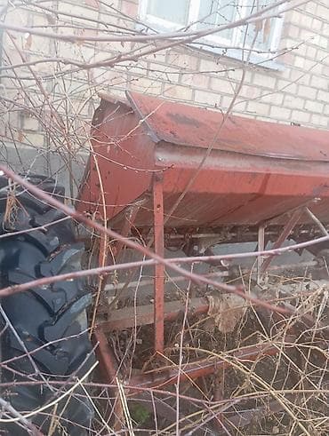 набор инструментов: Сеялка зерновая навесная/прицепная - Широкий бункер для семян с — 2