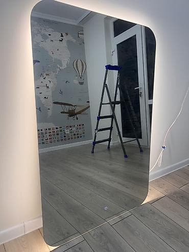 зеркало лофт: Продаю зеркало с освещением Брал для себя не подошло по размеру Высота — 1