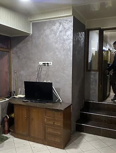 Дома: 400 м², 8 комнат, Церковь, Студентам — 2