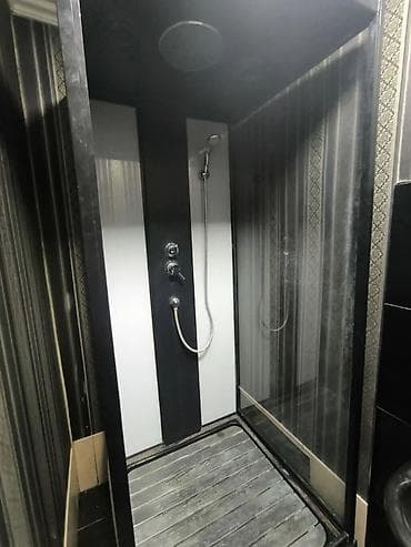 первомая: 3 комнаты, 53 м², Сталинка, 2 этаж, Косметический ремонт — 5
