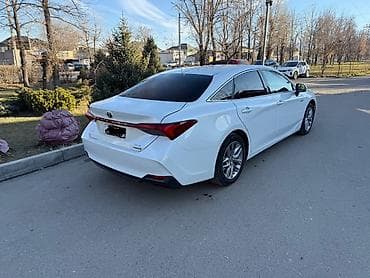 Toyota Avalon: 2020 г., Вариатор, Гибрид, Седан — 2
