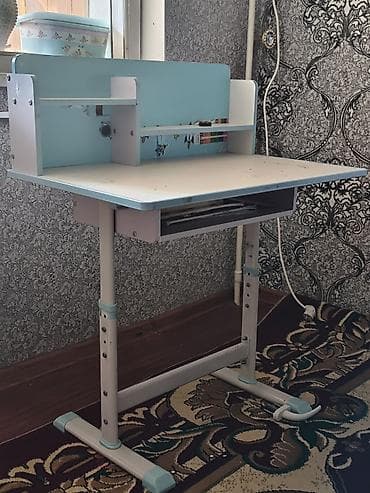 office table: Детские письменные столы с полками и регулируемой высотой и стулья — 1