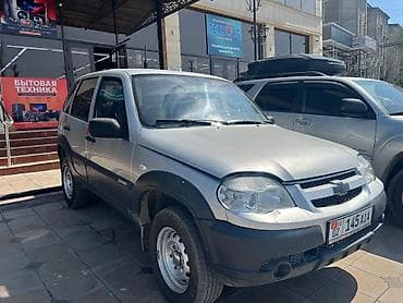 продажа нива 2131: Chevrolet Niva: 2012 г., 1.7 л, Механика, Бензин, Кроссовер — 4