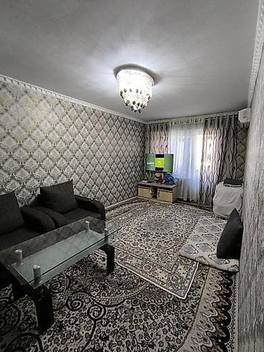 квартира семеный: 2 комнаты, 42 м², Индивидуалка, 2 этаж, Косметический ремонт — 1