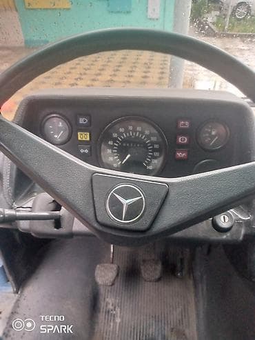 rover sd: Легкий грузовик, Mercedes-Benz — 7