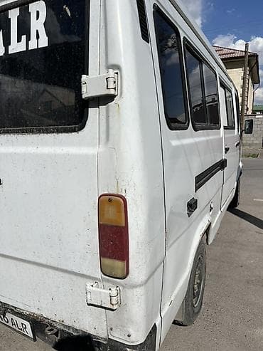 srv 2: Mercedes-Benz T1: 1993 г., 2.4 л, Ручные, Дизель, Бус — 8