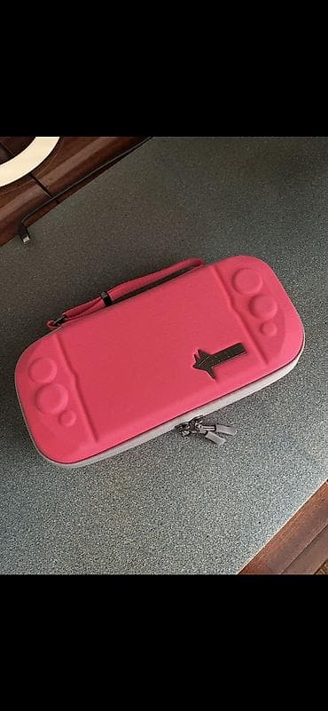 Новый чехол для Nintendo Switch, oled. Чехол качественный, жесткий