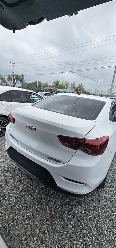 бампер инспайер: Chevrolet Onix: 2021 г., 1 л, Бензин, Седан — 2